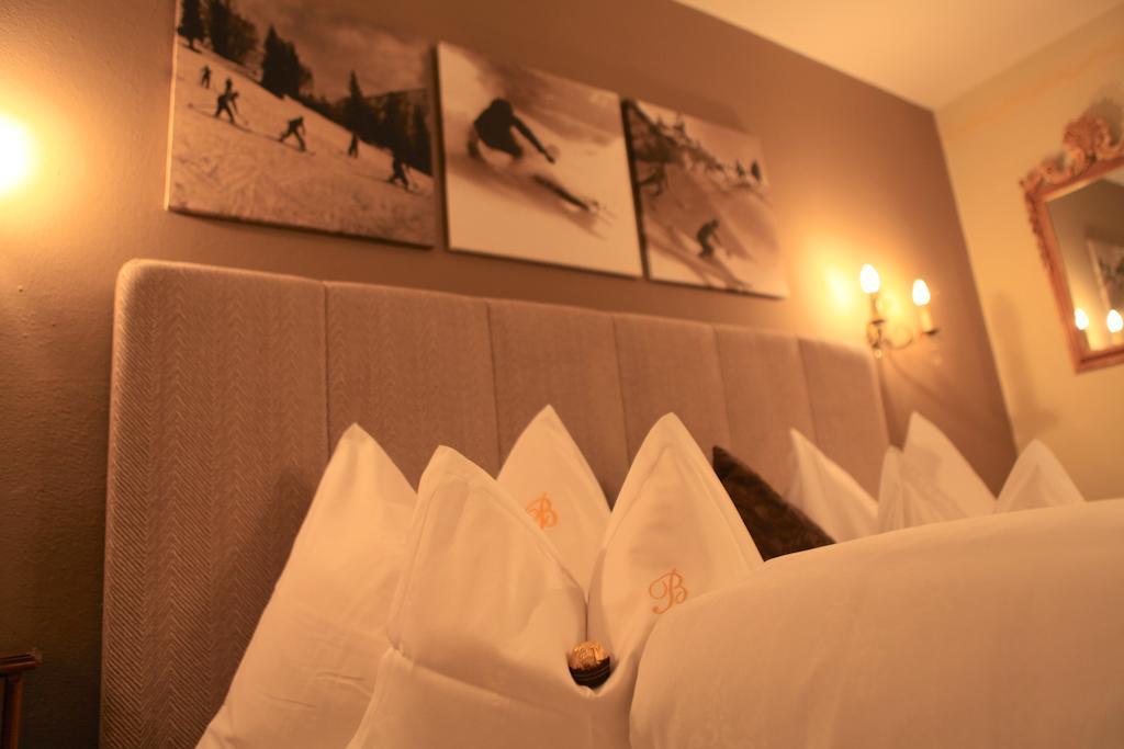Chalet Brunnenhof St. Anton am Arlberg Rom bilde